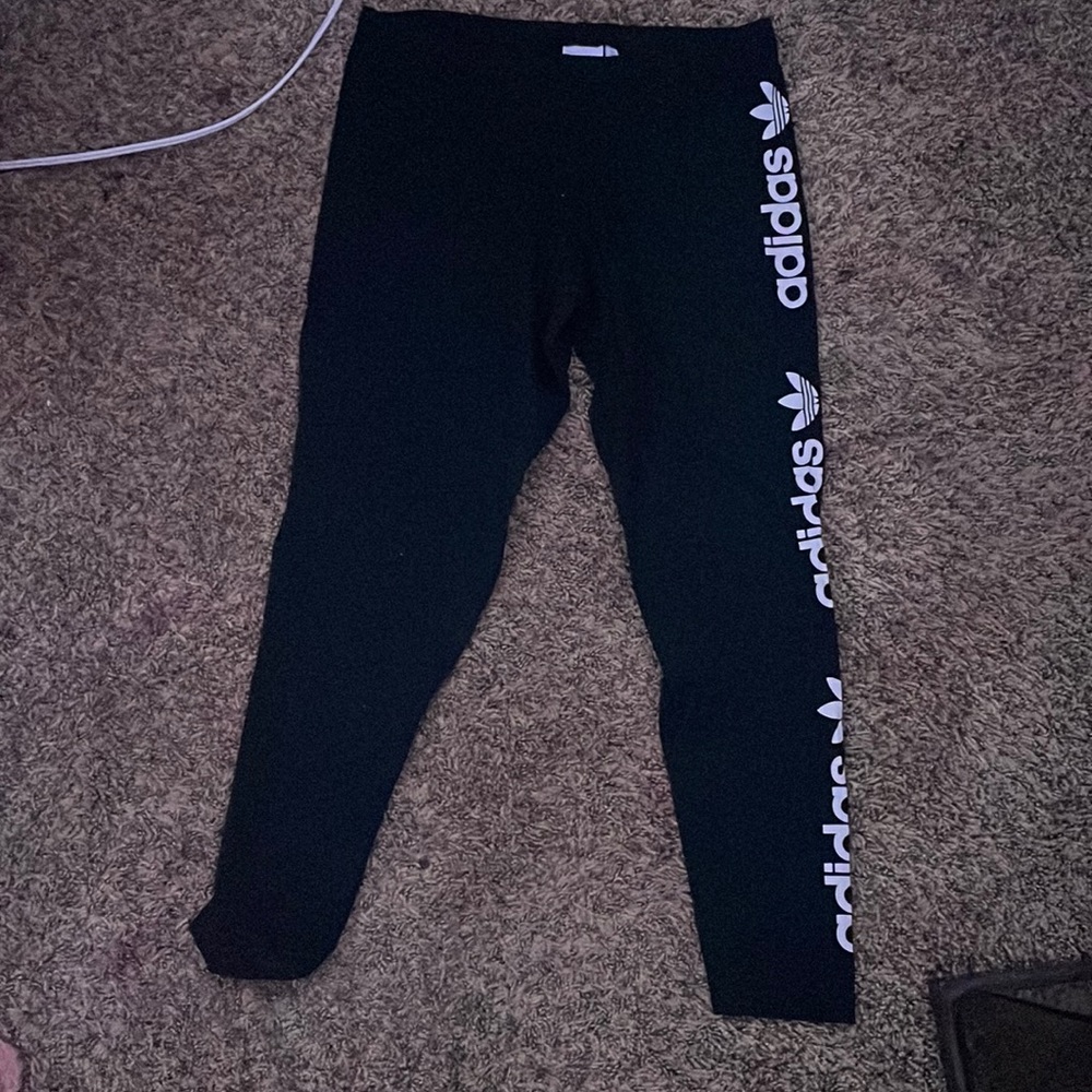 Smoke free home! Only worn once. No returns. Or make an offer.